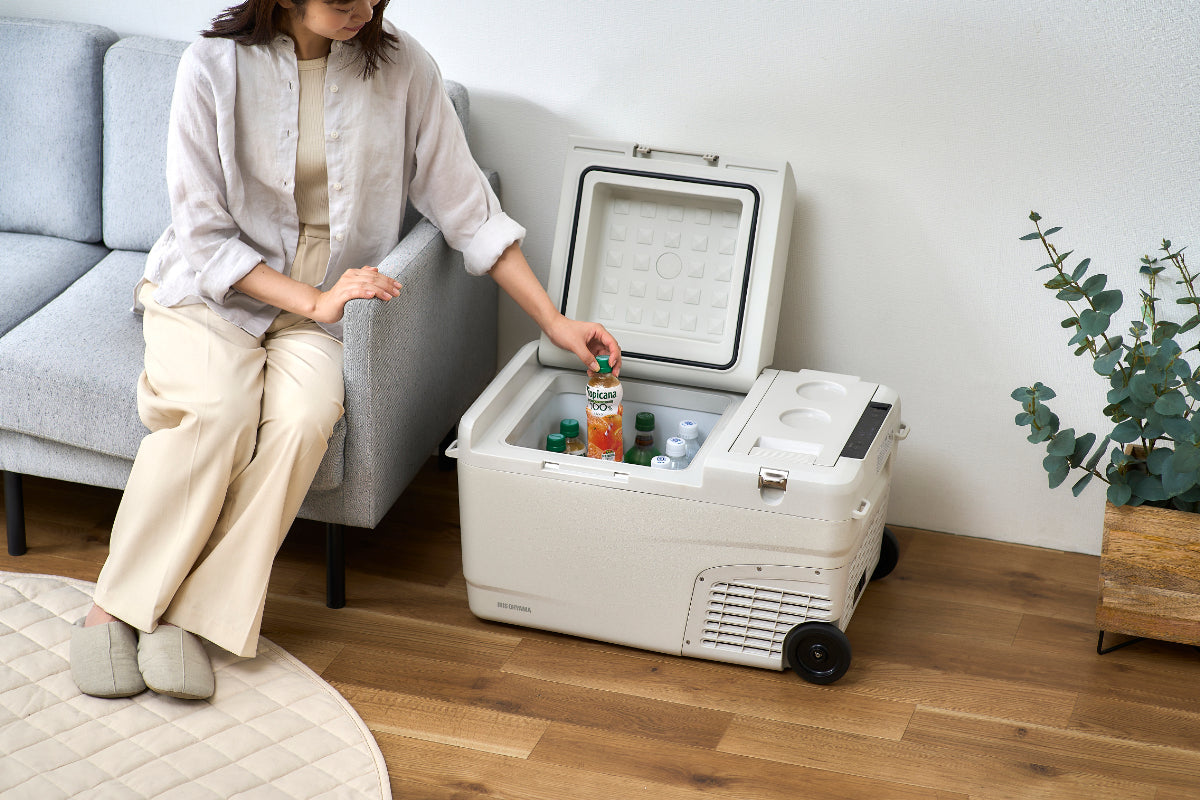 充電式ポータブル冷温庫26L IPDW-B3A-W  (ホワイト)